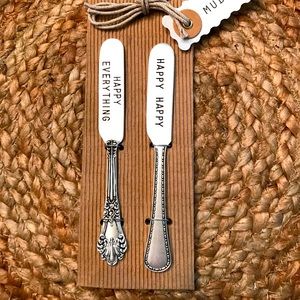☺️☺️Happy Spreader Set of two☺️☺️